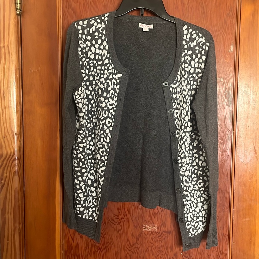 Leopard print button up cardigan NorthCrestdifan size large Merona